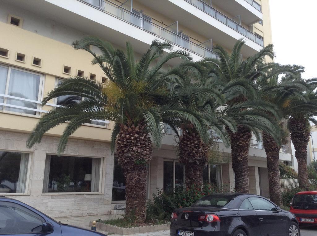 Park Hotel Volos Exterior photo